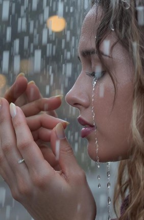 De ce plângi iubito?